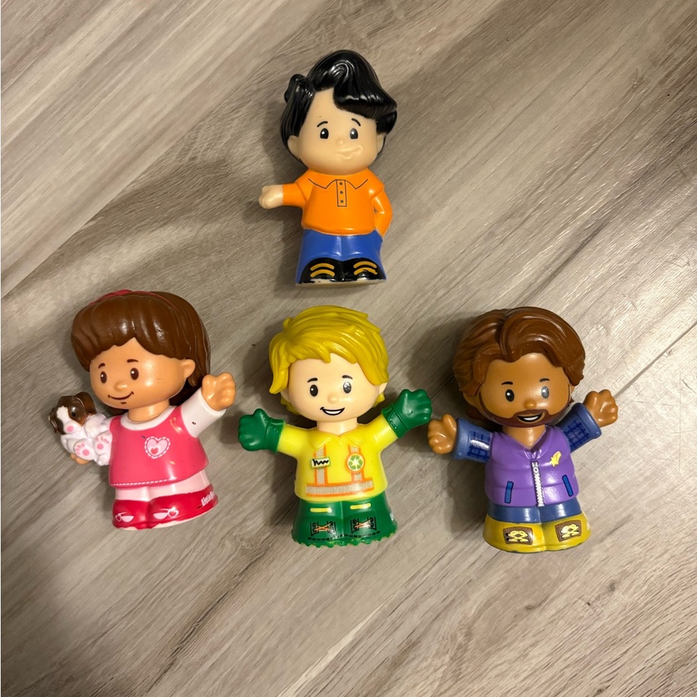 Fisher-Price Little People Figures (4)